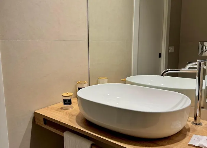 Royal Blessing Toledo Konukevi Napoli