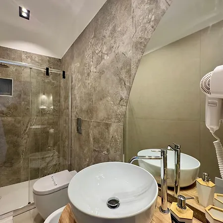 Royal Blessing Toledo Napoli