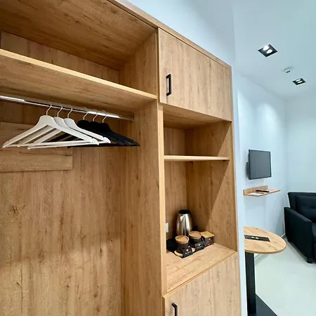 Royal Blessing Toledo ゲストハウス