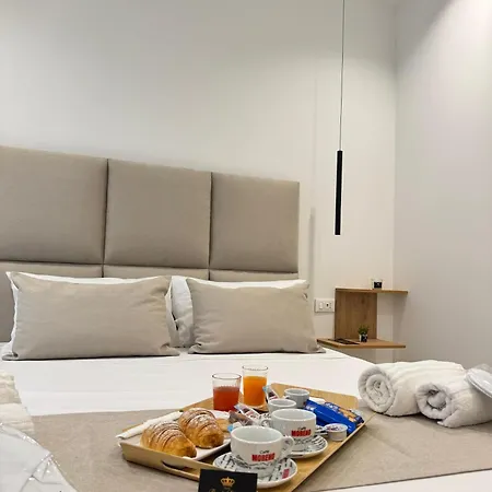 Royal Blessing Toledo Neapel